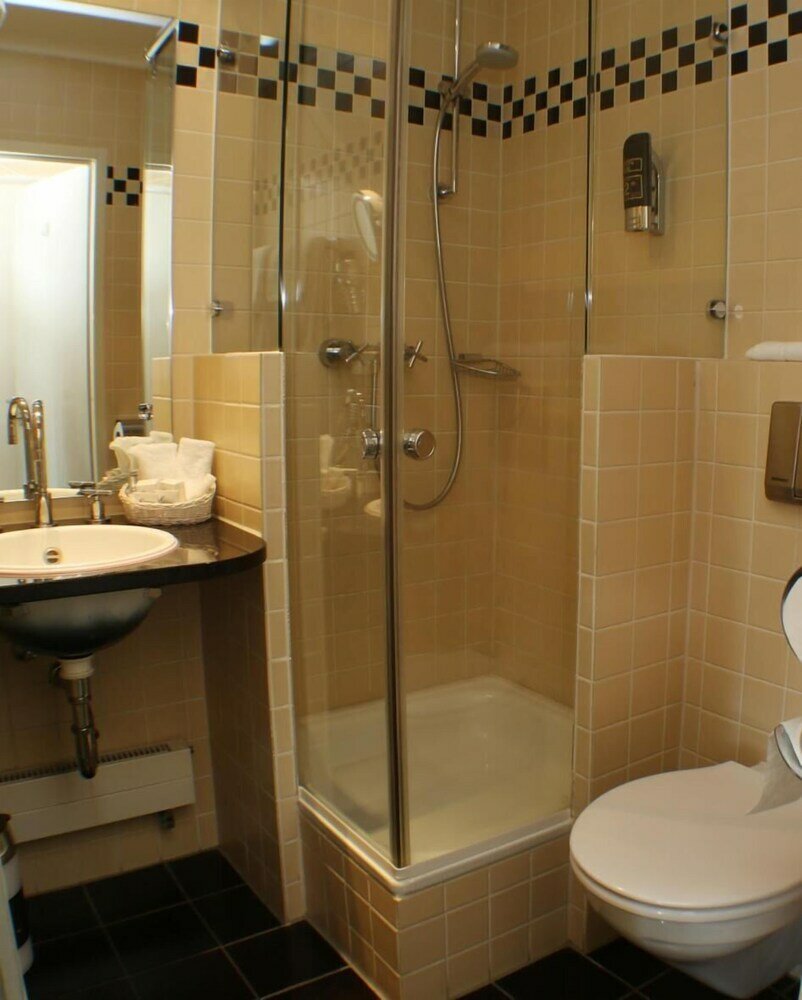 Фото Hotel Zum Erbprinzen