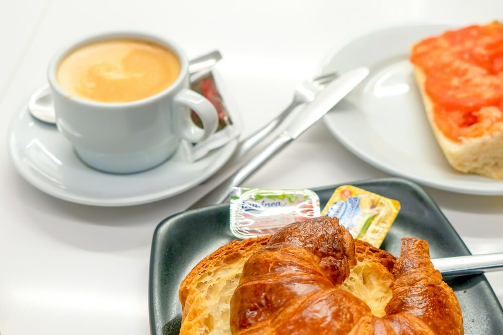 Фото Hotel Apolonia