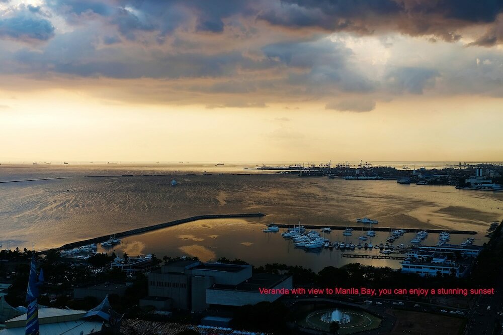 Фото Breeze Residences Roxas Boulevard Manila