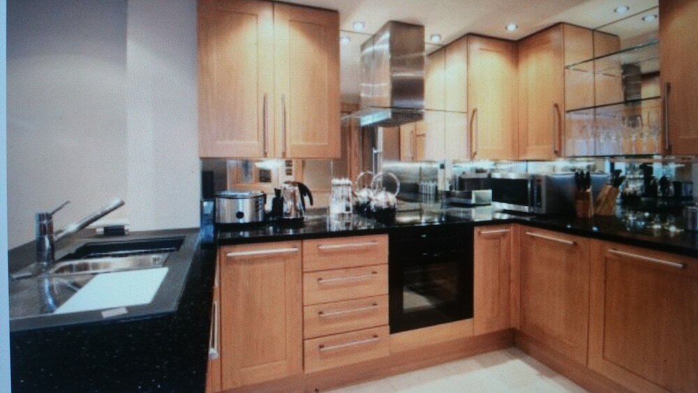 Фото Castle Luxury Apartment lll