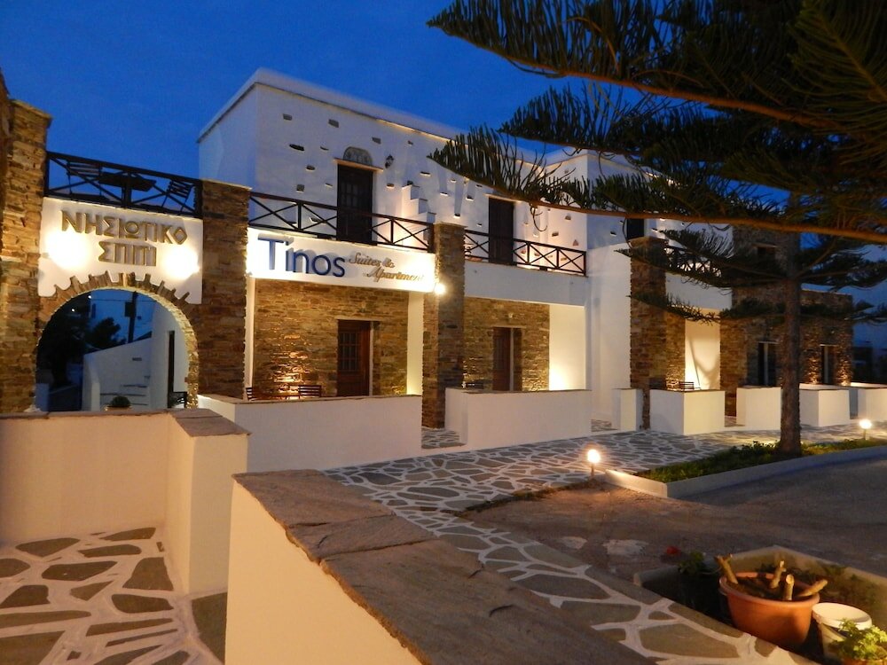 Фото Tinos Suites & Apartments