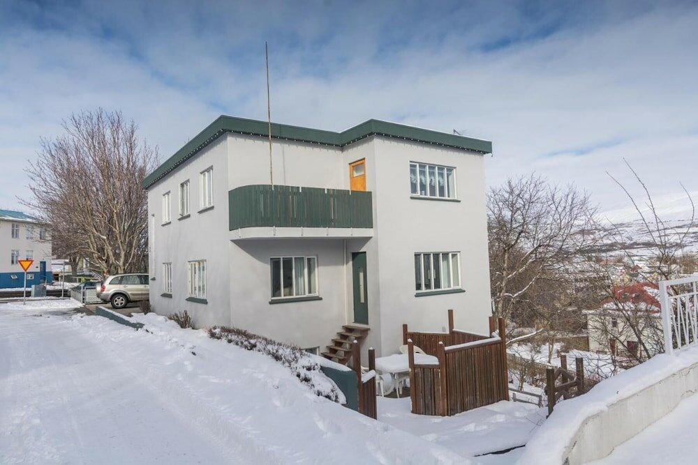 Фото Bjarmó Guesthouse