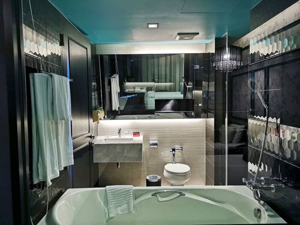 Фото Tsix5 Hotel