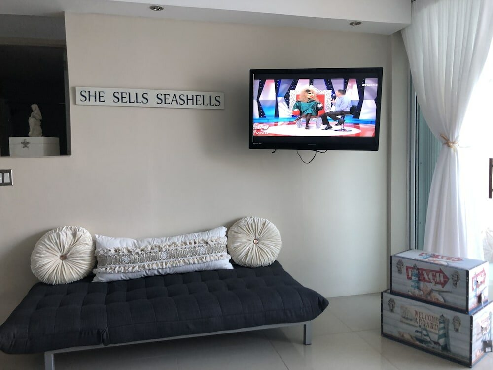 Фото Ocean View Gorgeous 1 Bedroom Apt