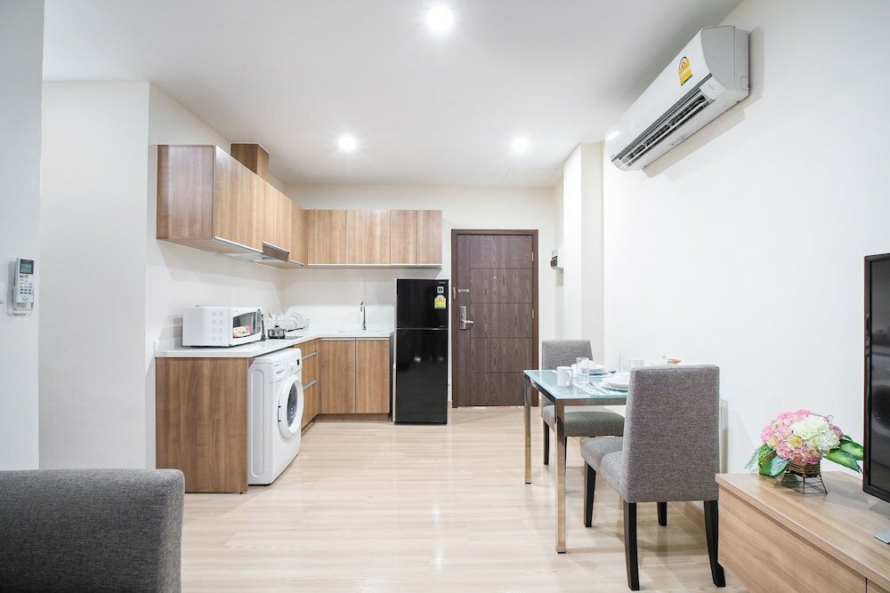 Фото Sriracha Biz Residence