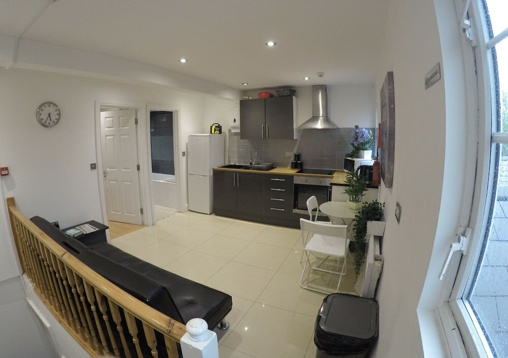 Фото Stunning one bedroom flat