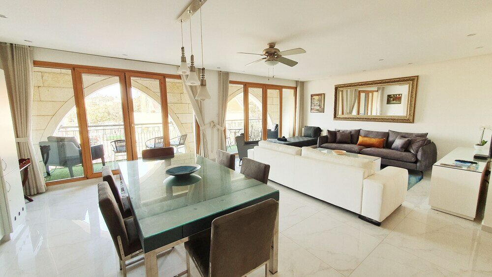 Фото Beautiful Apt Pool Hamam Sauna Y4