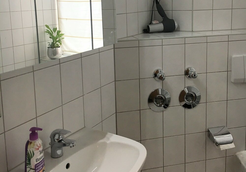 Фото Fewo Jenaer Straße 11 - 2 Schlafzimmer