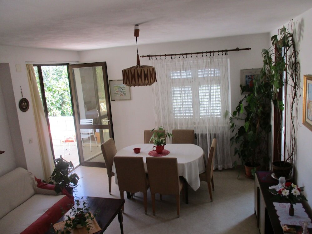 Фото Apartments And Rooms Artemida