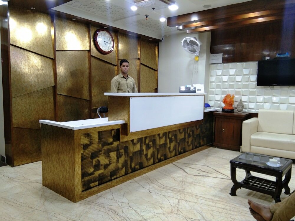 Фото отеля 2