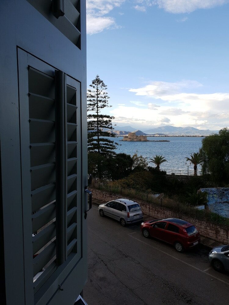 Фото Impero Nafplio Hotel & Suites