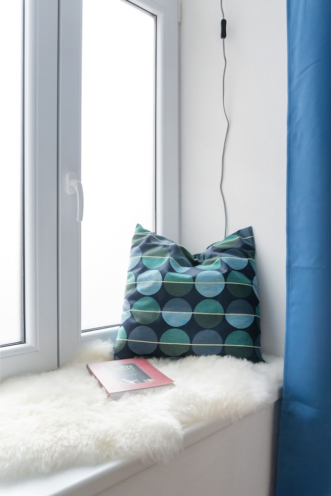 Фото Cozy new stylish 15 min to the center