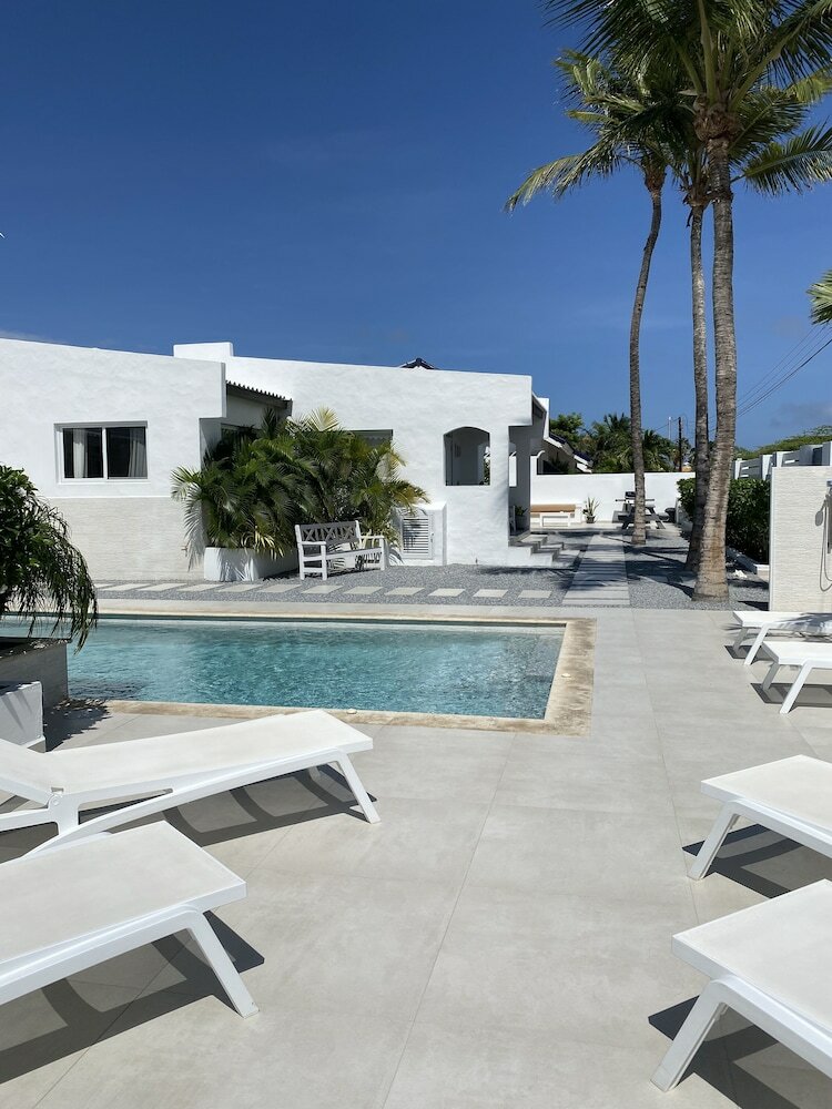 Фото Movida Inn Aruba