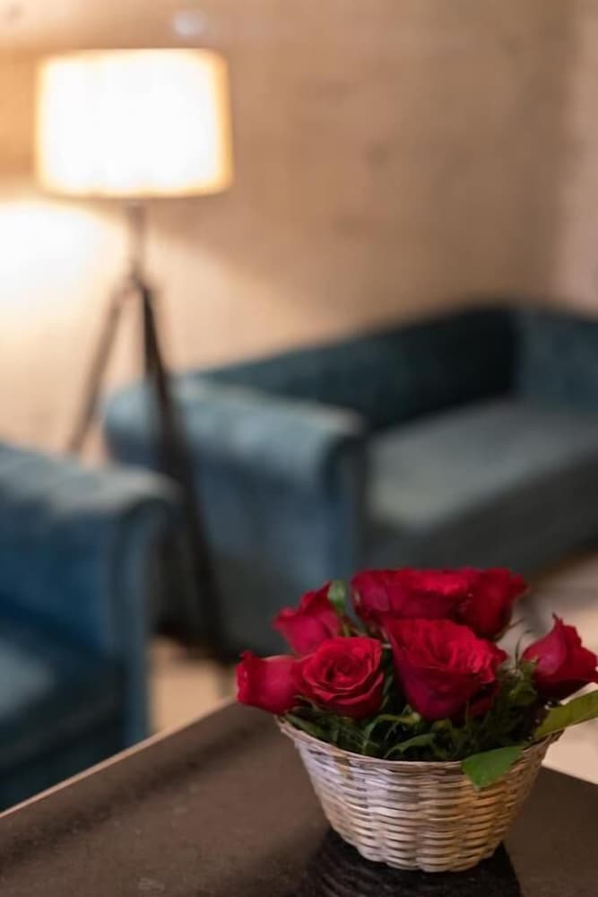 Фото V One Pride