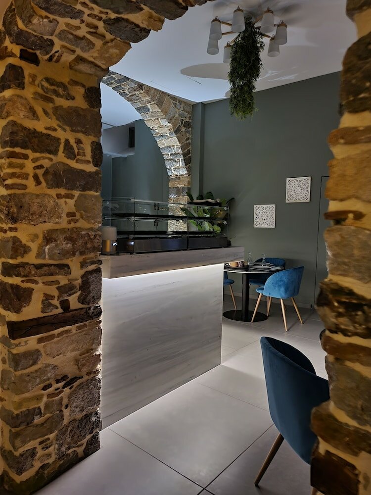 Фото Impero Nafplio Hotel & Suites