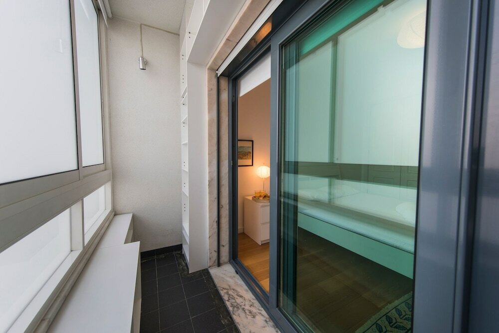 Фото Family Wonder Two Bedroom Garage