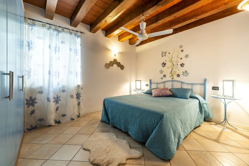 Фото Flowers Apartments