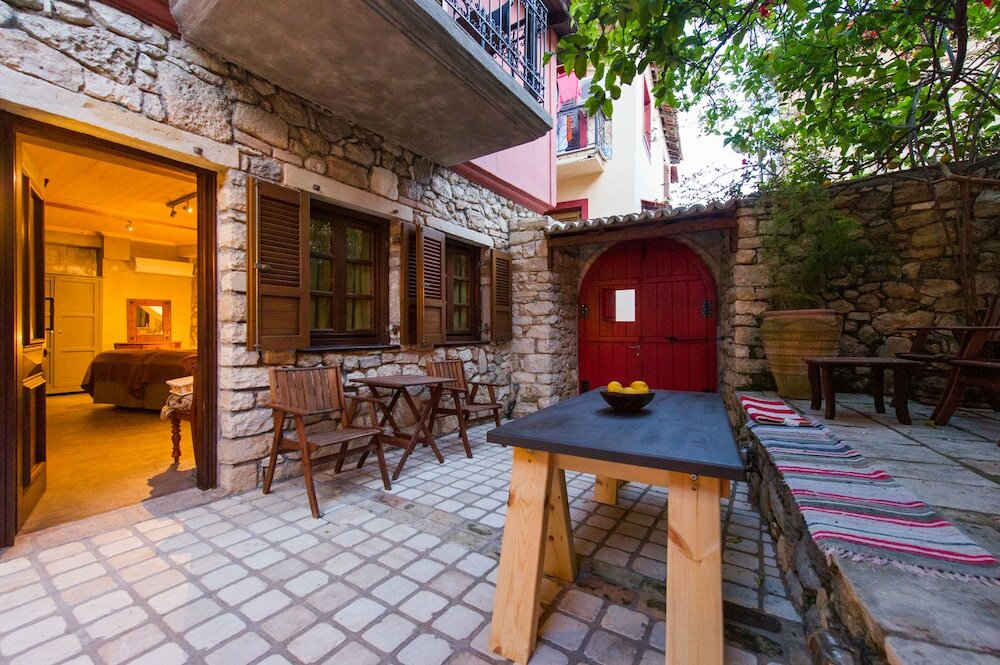 Фото Small Luxury Hotel 1800