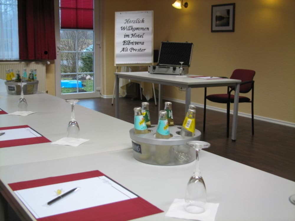 Фото Hotel ElbRivera Alt Prester