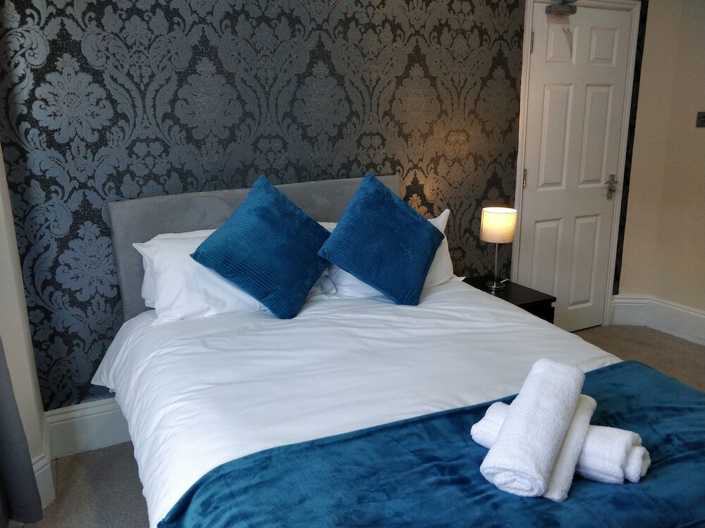 Фото Lyndhurst House