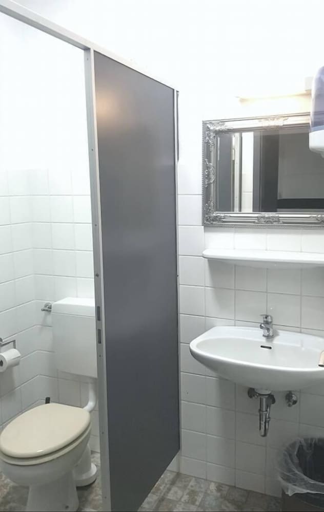 Фото Enna-Zimmervermietung