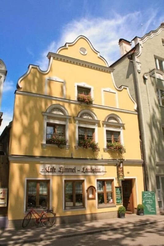 Гостиница Himmel Landshut Hotel-Restaurant-Cafe в Ландсхуте