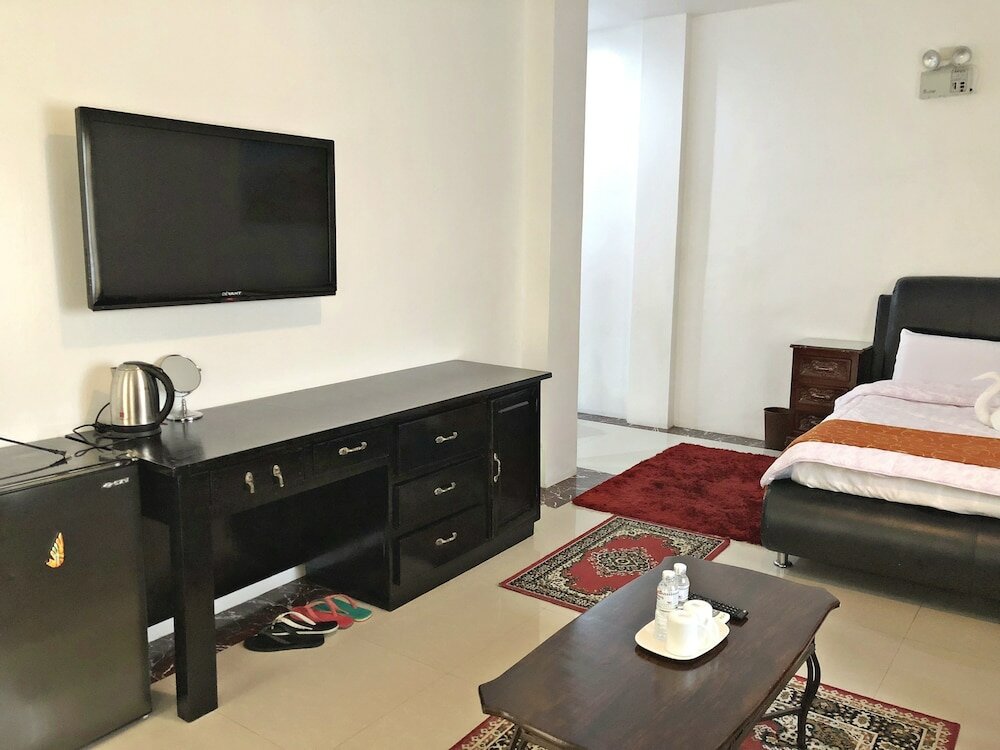 Фото Knights Ko Suites