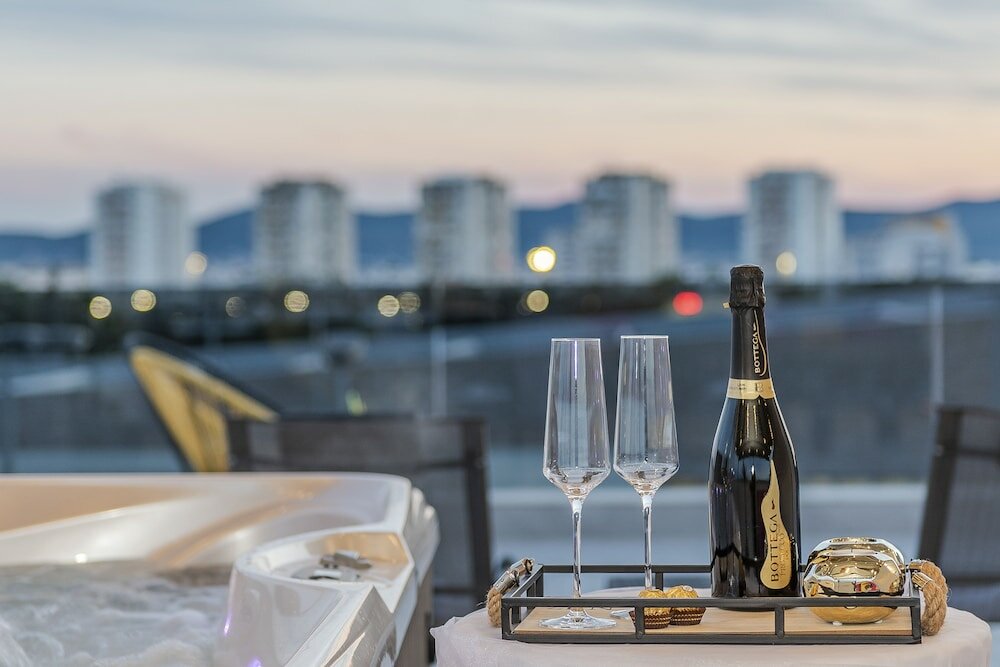 Фото Luxury Majpruz Suites