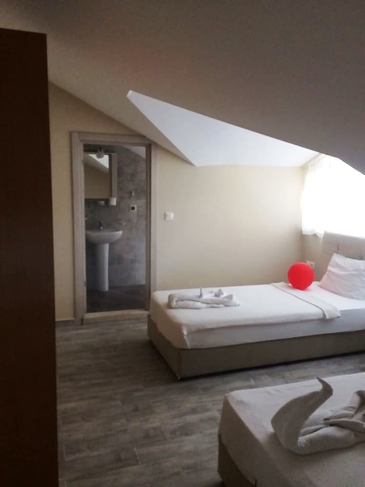 Фото Hotel De Huzur