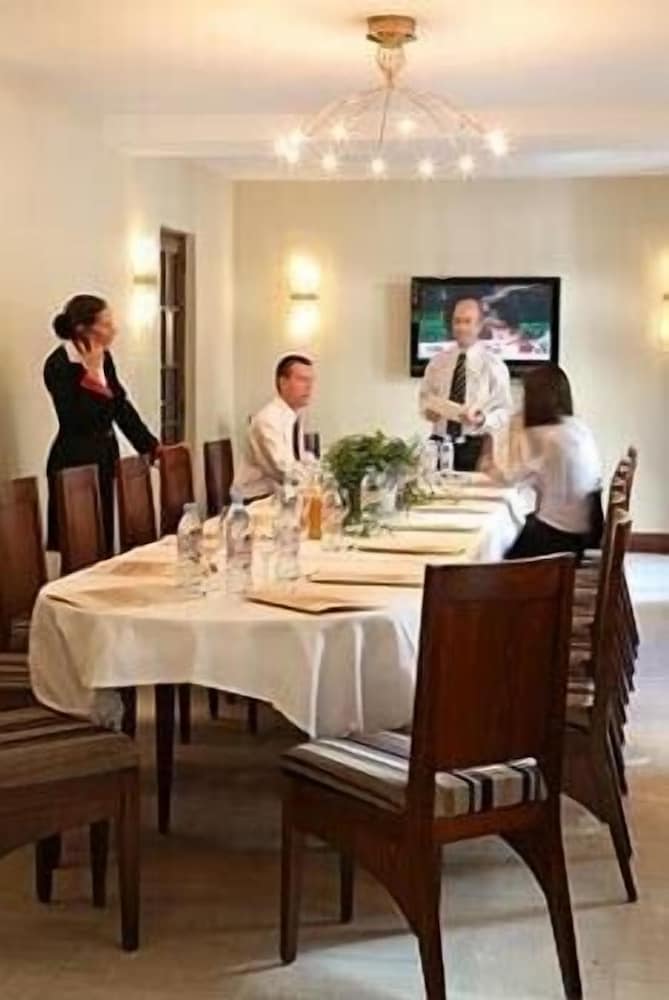 Фото Hostellerie Du Royal Lieu