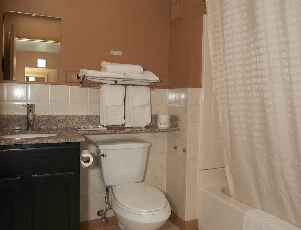 Фото Hollow Inn and Motel