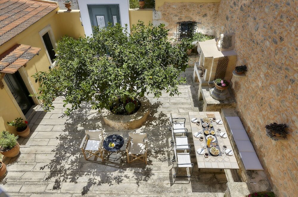 Фото Castello Villa Daphnes - Private Pool & Whirlpool