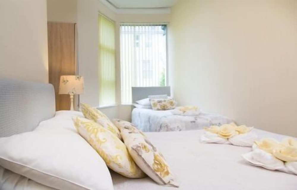 Фото The Firs Guest House