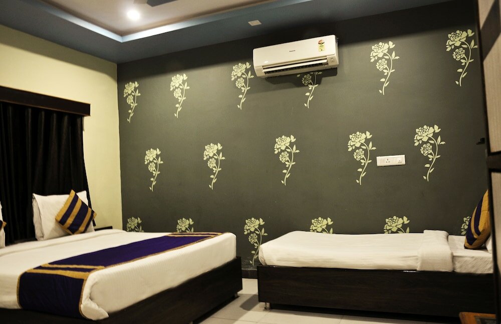 Фото Hotel Amrit Mahal Udaipur