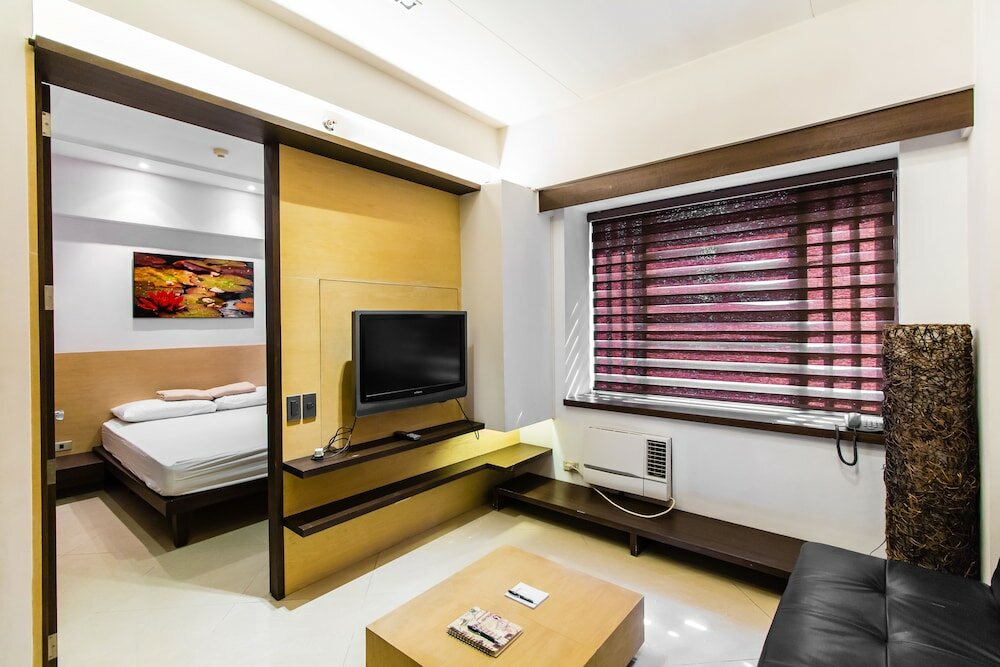 Фото Alcoves Greenbelt Park Place Makati