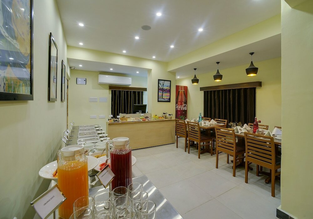 Фото Hotel Amrit Mahal Udaipur