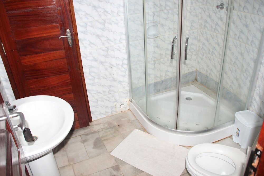 Фото Thamole Lodge