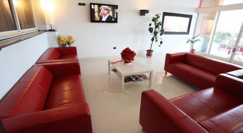 Фото Hotel Sacramora