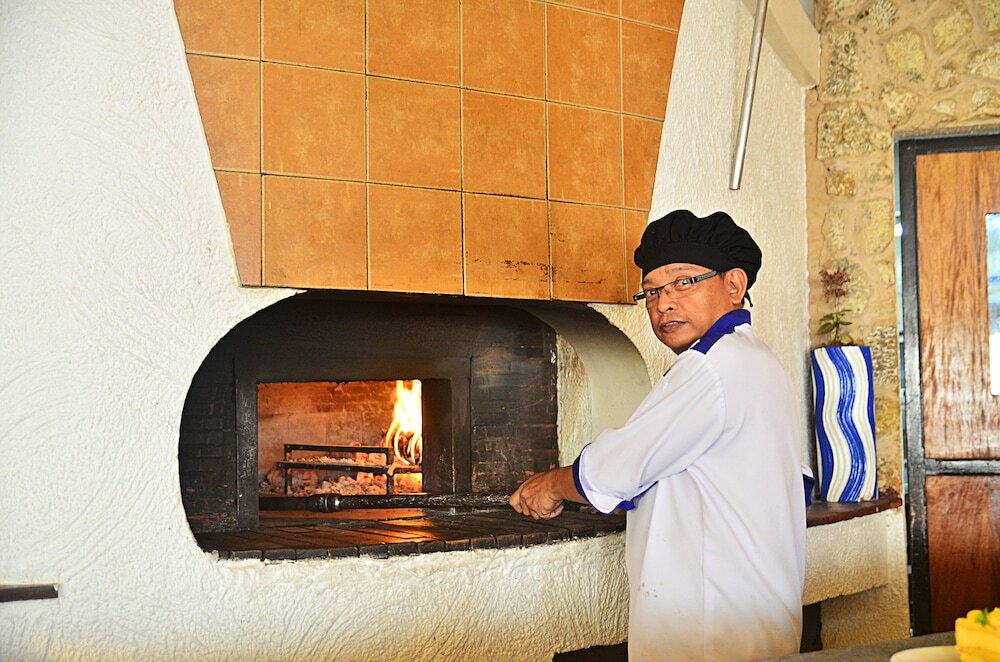 Фото Thunderbird Resorts - Poro Point