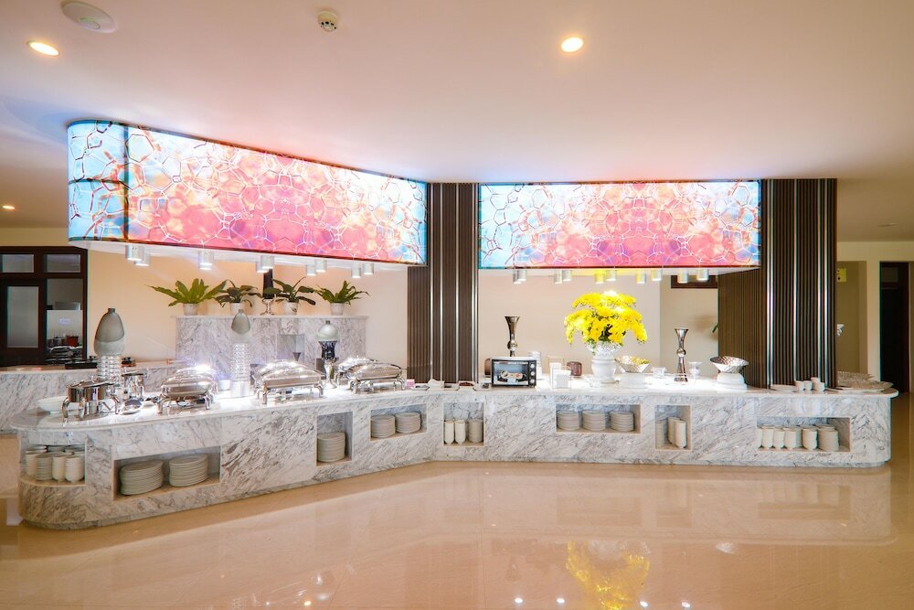 Фото Lake View Hotel