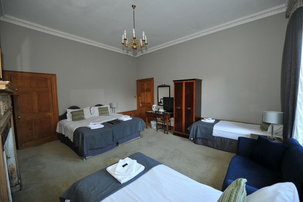 Фото No. 53 Frederick Street