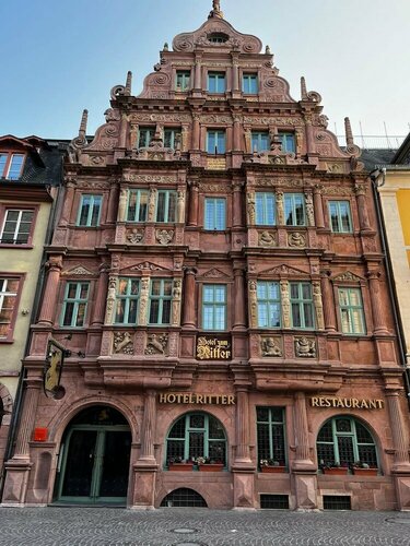 Внешний вид отеля Hotel zum Ritter St. Georg в Гейдельберге, фото 1