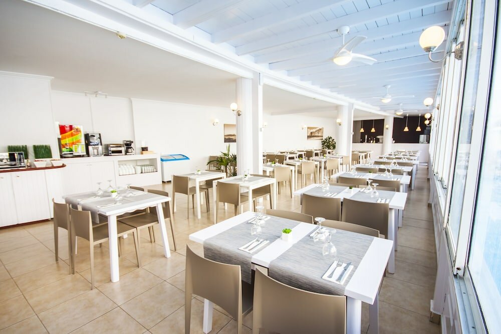 Фото Apartamentos Vigilia Park