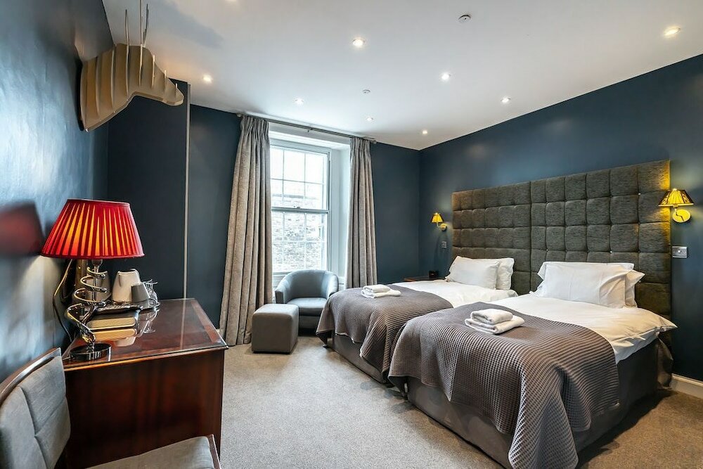 Фото No. 53 Frederick Street