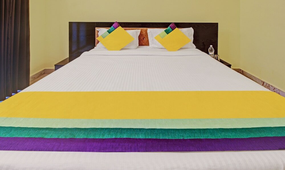 Фото Itsy by Treebo - La Prince Residency