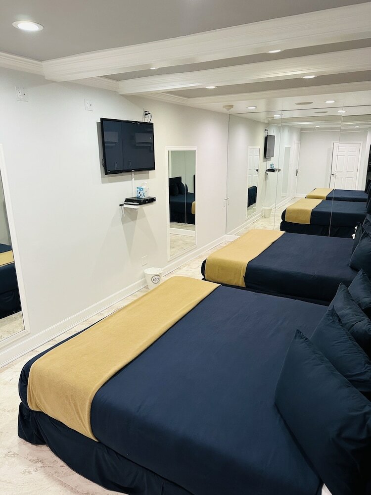 Фото Long Beach Hotel