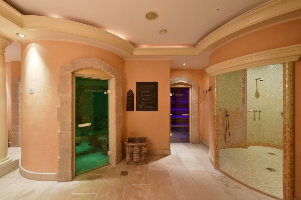 Фото Hotel Landhaus Wachtelhof