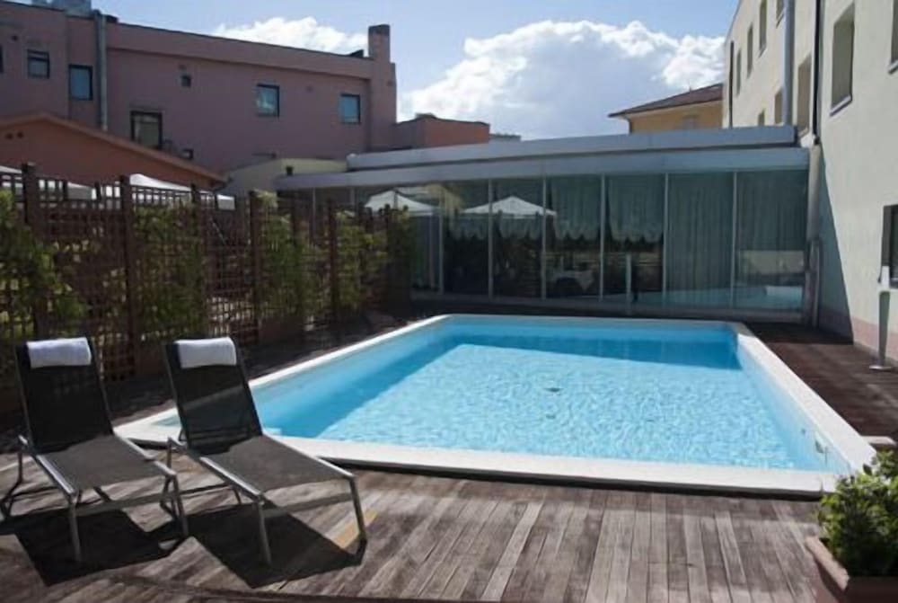 Фото Hotel Concorde