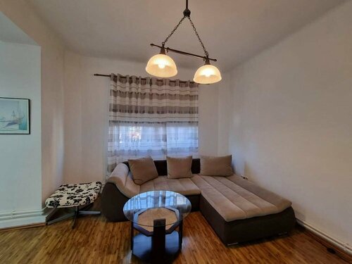 Гостиница Spacious Apartment In The Centre Of The Capital в Бухаресте