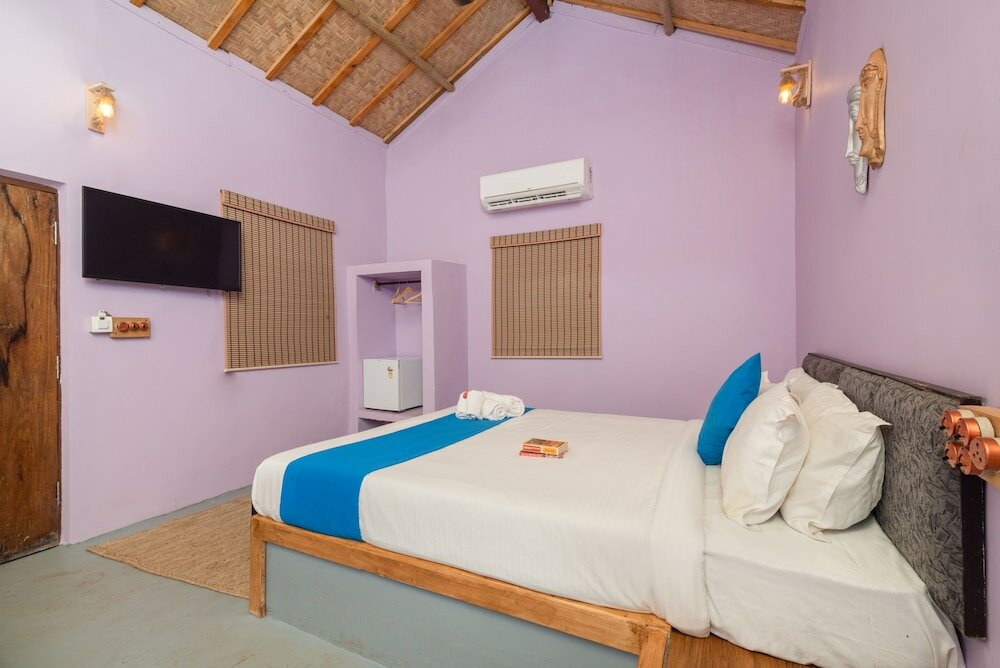 Фото Amadi Beach Front Resort